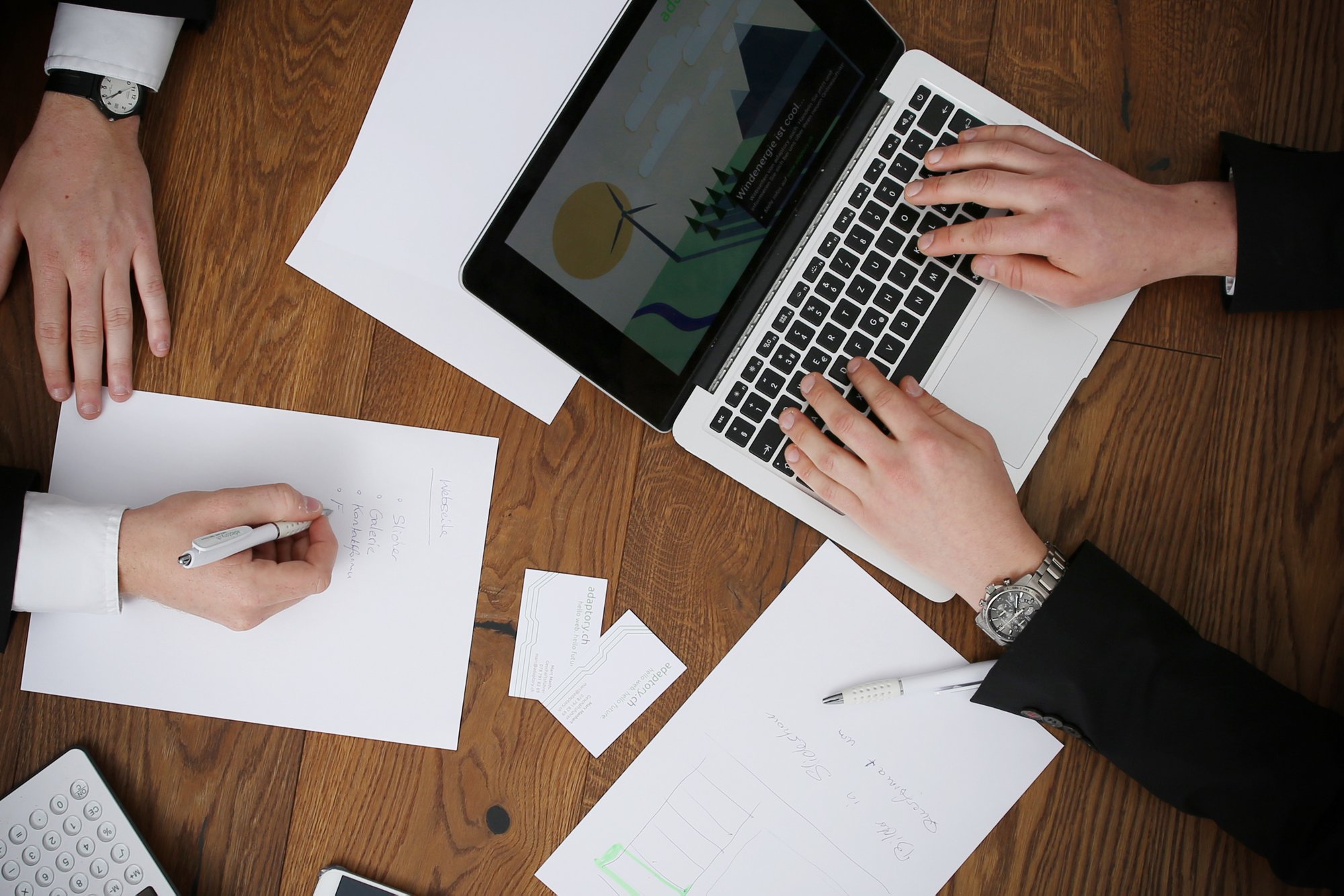 Blättern im Internet